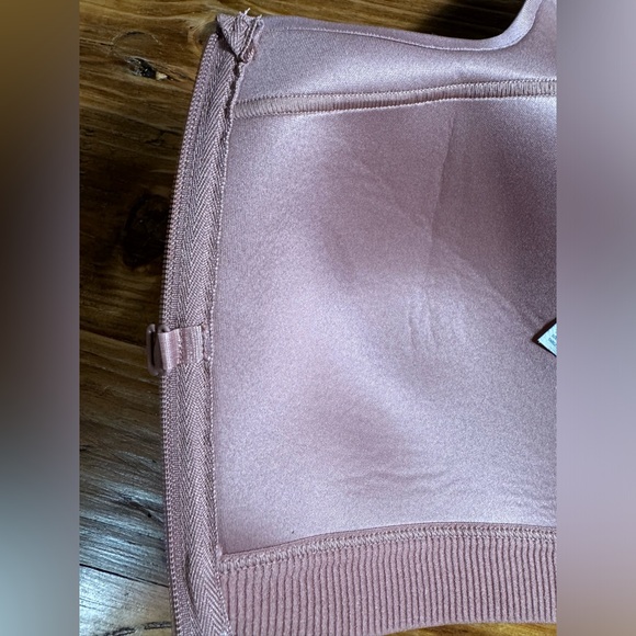 All In Motion Womens Sculpt High Support Zip-Front Sports Bra Dusty Rose 34D EUC - Picture 9 of 11